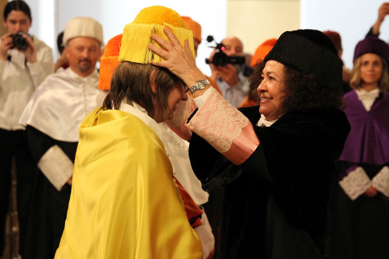 Excma. Sra. Dña. Marina Pollán Santamaría